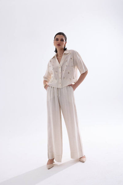 Chemise courte en lin brodé