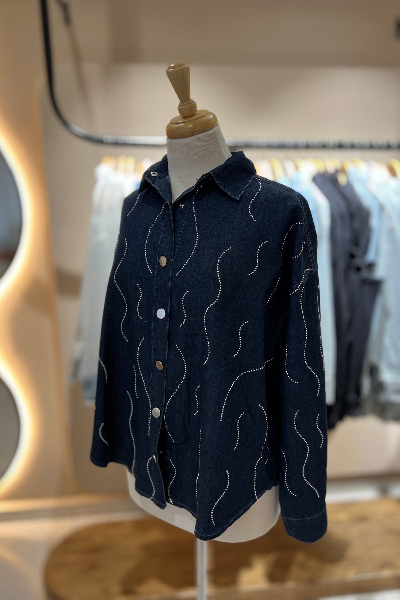 chemise en jeans