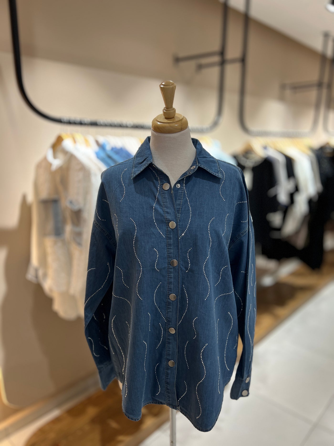 chemise en jeans