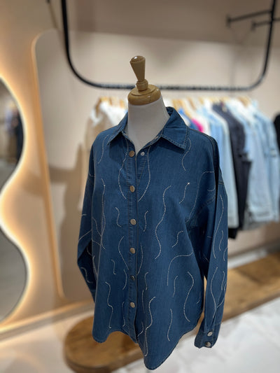 chemise en jeans